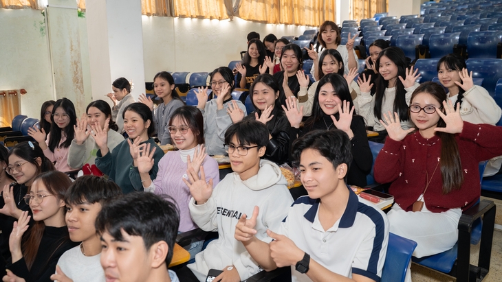 Bứt Phá Sự Nghiệp Giáo Dục & Kinh Doanh Thời Đại Số image 2